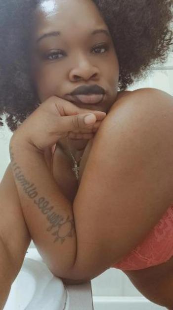 Ruby, 28  female escort, Brockton