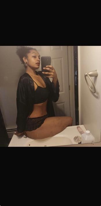 Lena , 29  female escort, Brockton