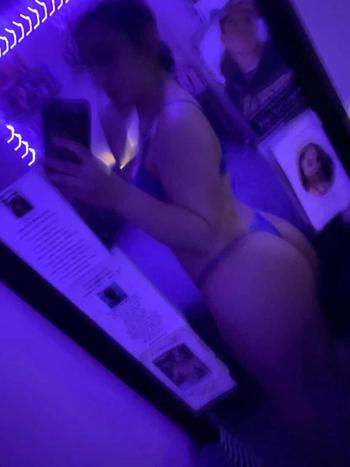 Diamond, 20  female escort, Brockton