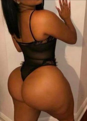 Melissa , 29  female escort, Brockton